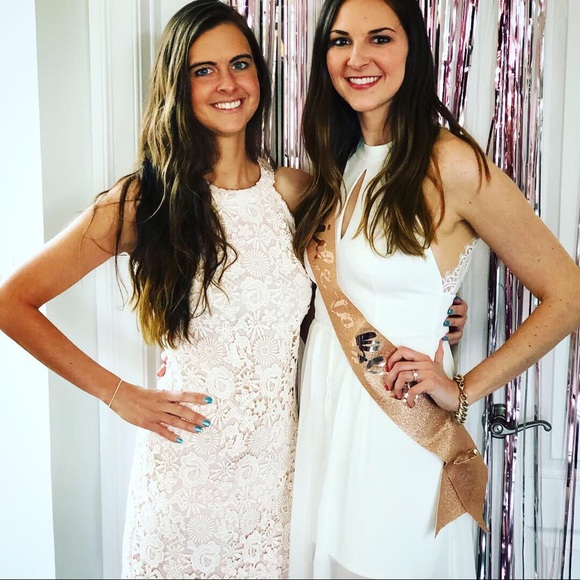 Meet your Posher, Ashley - Picture 4 of 5